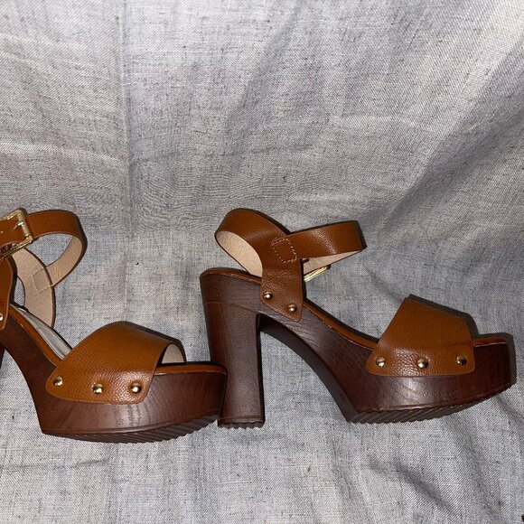 KAYLEEN by Los Angeles Brown Heels - Picture 4 of 5